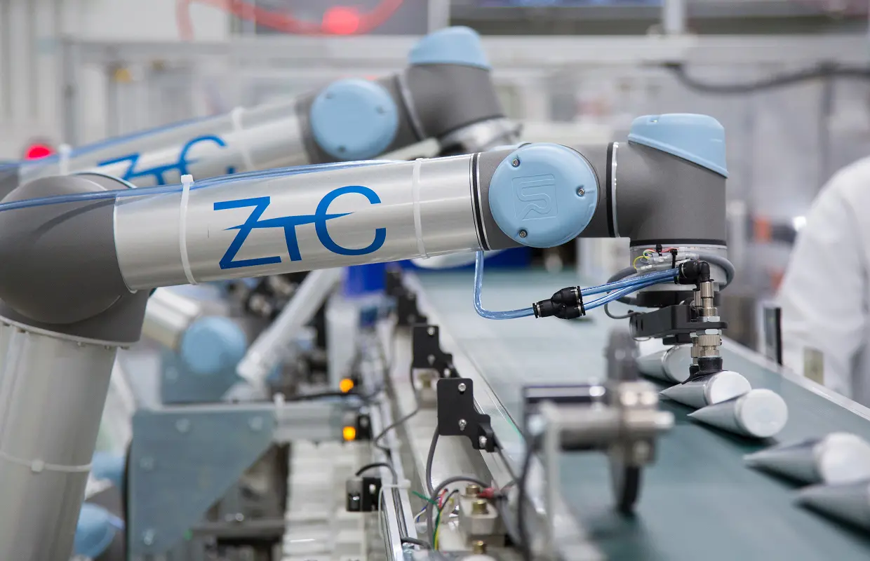 工場の機材の画像